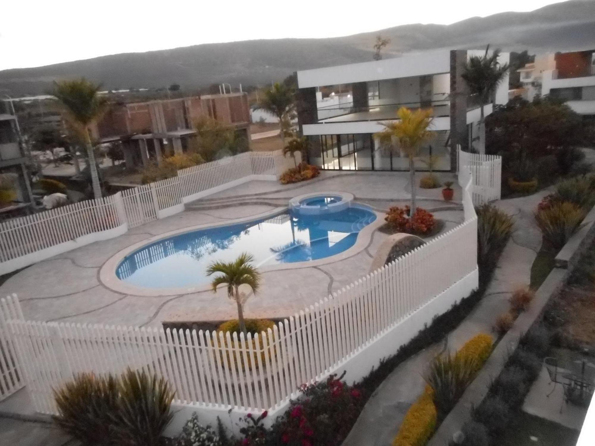 Hermosa Casa En Orilla Del Lago -Zona De Villedos- San Cristobal Zapotitlan 외부 사진