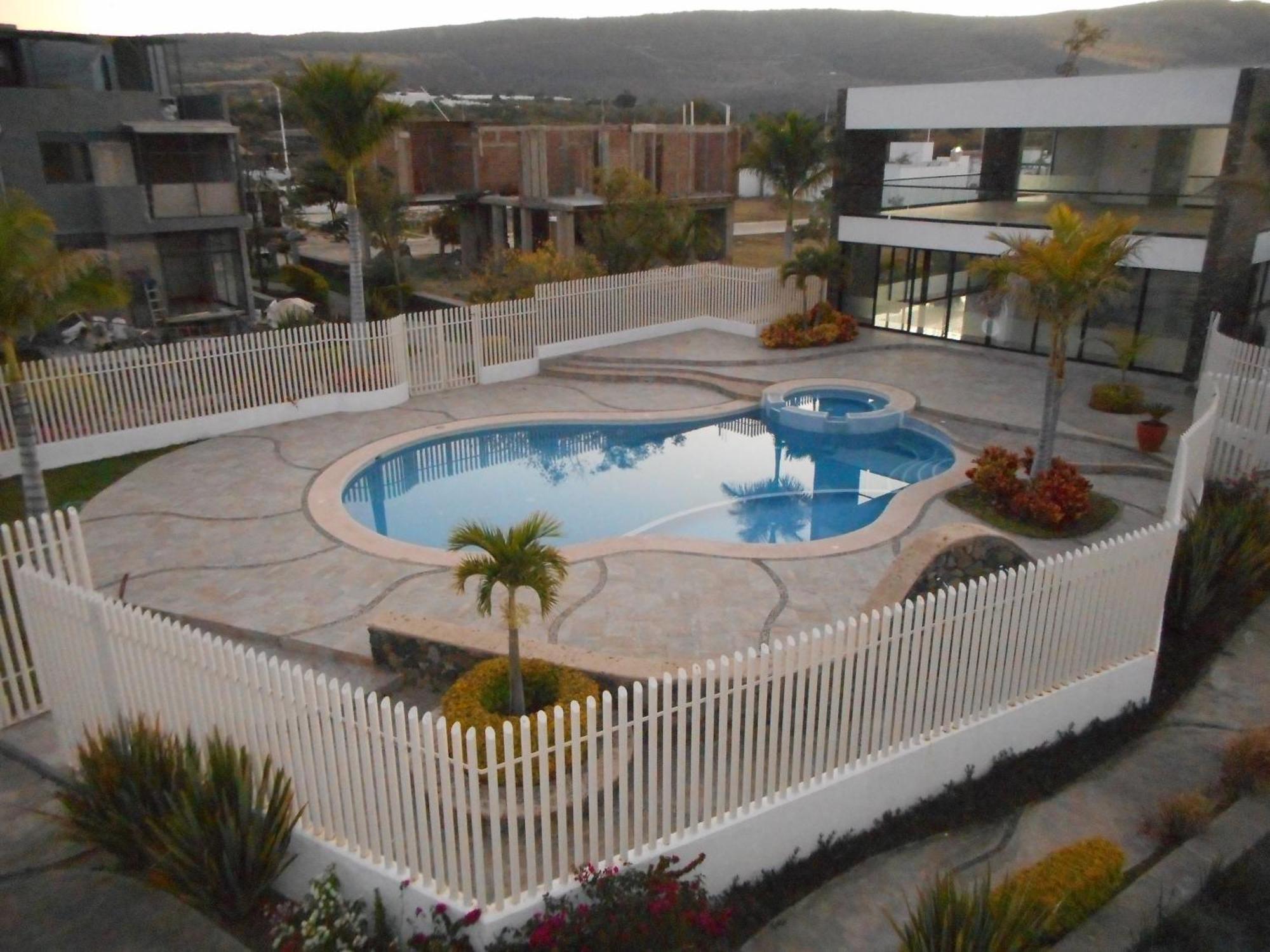 Hermosa Casa En Orilla Del Lago -Zona De Villedos- San Cristobal Zapotitlan 외부 사진